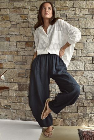 Hush Pillow Cotton Classic Barrel Pant Charcoal